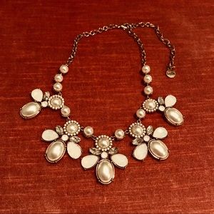Statement necklace pearl opal